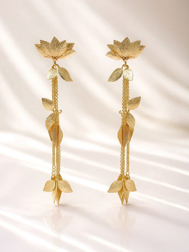 Moonlit Pearls & Kundan Danglers