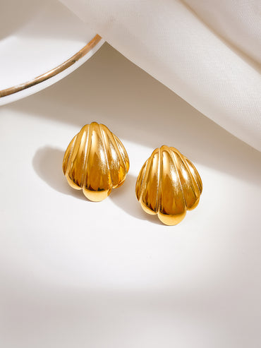 Demi Fine Shell Curve Stud Earrings