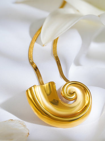 Trendy Shell Charm Statement Necklace Chain