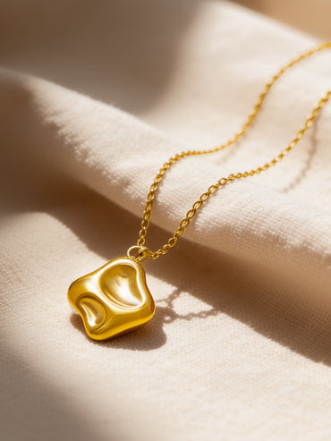 Demi Fine Melted Gold Pendant Chain