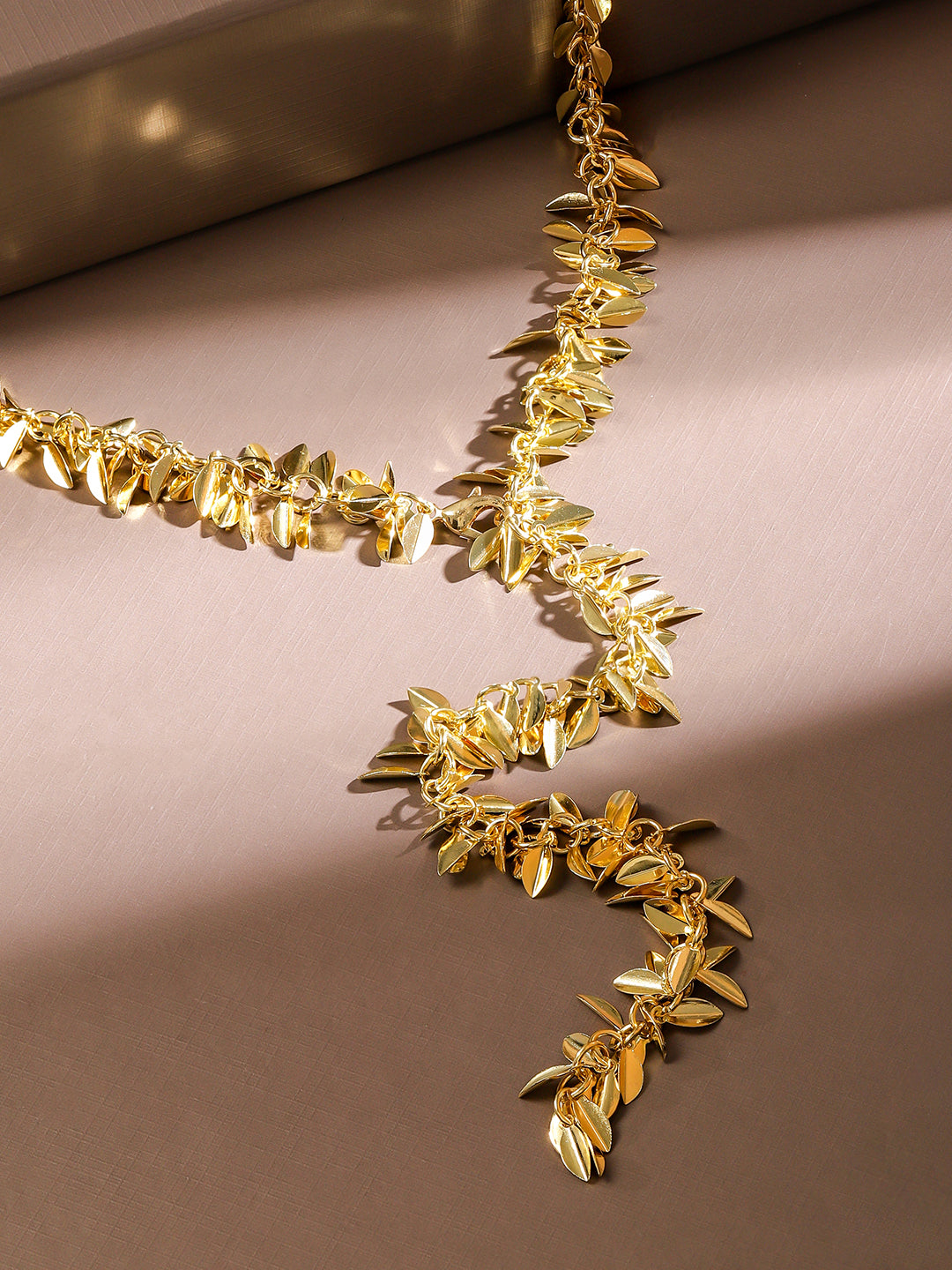 Leaf Design Golden Necklace