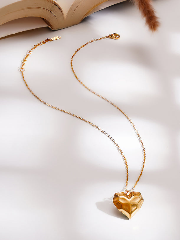 Demifine 18K Gold Plated Stainless steel Hammered Heart Pendant Necklace