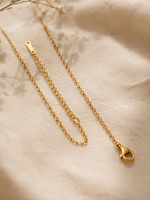 Demi Fine 18K Gold Plated Alphabet E Minimal Pendant Necklace | Anti Tarnish