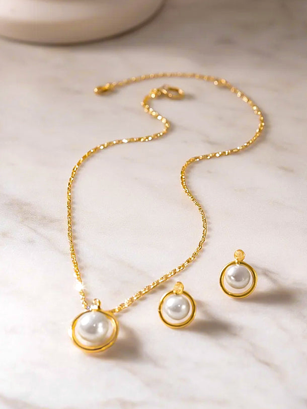 Pearl Glow Pendant Set