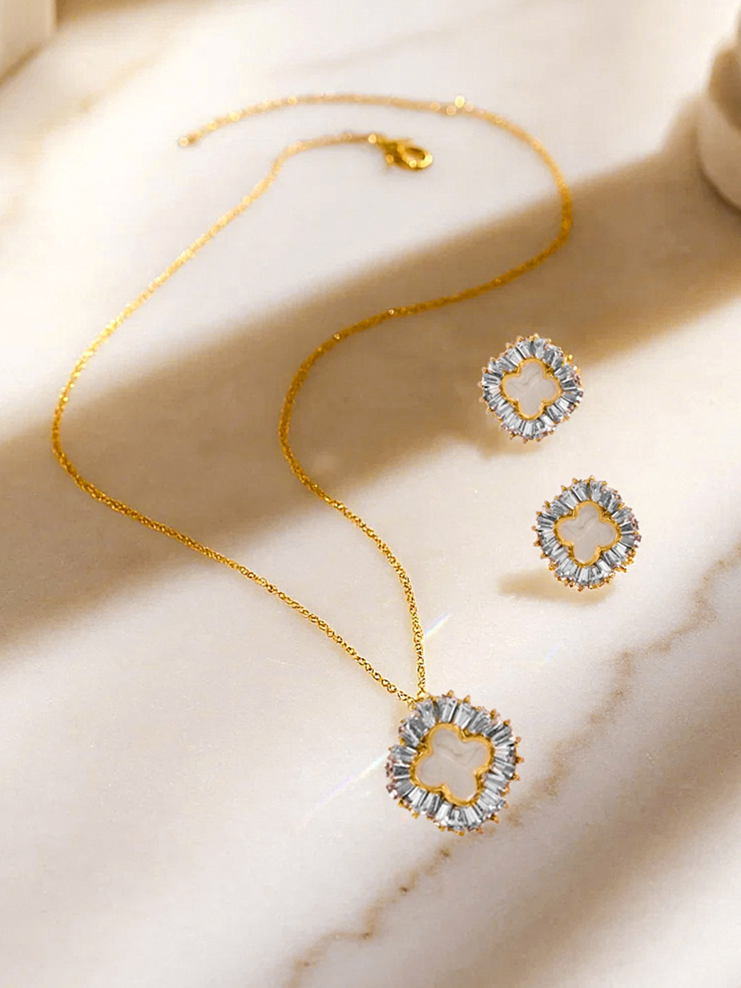 Studded Clover Pendant Set