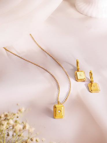 Demifine 18k Gold Plated Stainless Steel Geometric Pendant Set