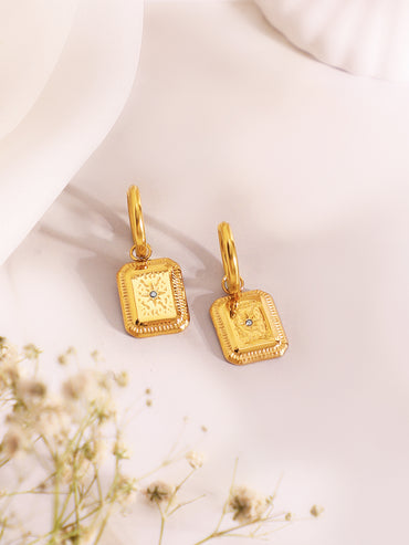 Demifine 18k Gold Plated Stainless Steel Geometric Pendant Set