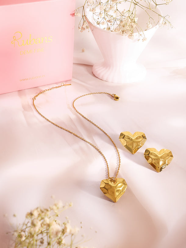 Demifine 18k Gold Plated Stainless Steel Textured Heart Pendant Set
