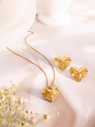 Demifine 18k Gold Plated Stainless Steel Textured Heart Pendant Set