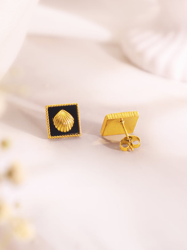Demifine 18k Gold Plated Stainless Steel Shell Motif Black Pendant Set