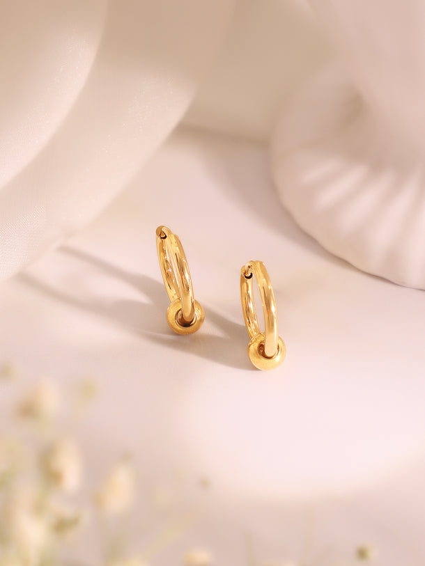 Demifine 18k Gold Plated Stainless Steel Ball Pendant  Set