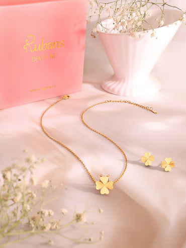 Demifine 18K Gold Plated Stainless Steel Floral Pendant Set