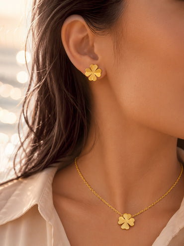 Demifine 18K Gold Plated Stainless Steel Floral Pendant Set