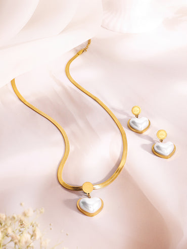 Demifine 18K Gold Plated Stainless Steel Pearl Heart Pendant Necklace Set