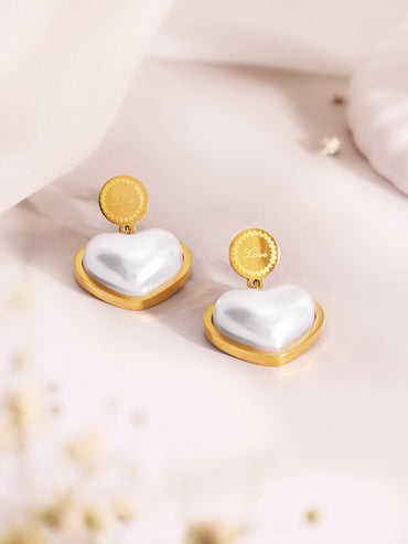 Demifine 18K Gold Plated Stainless Steel Pearl Heart Pendant Necklace Set