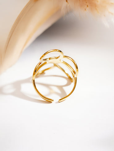 Demi Fine Blooming Daisy Statement Ring