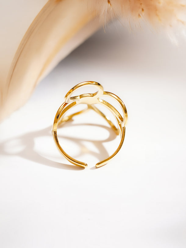 Demi Fine Blooming Daisy Statement Ring
