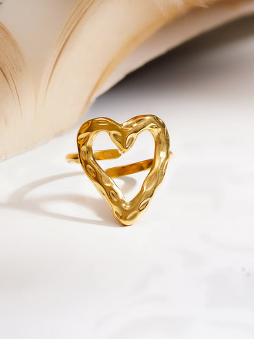 Demi Fine Minimal Heart Outline Ring