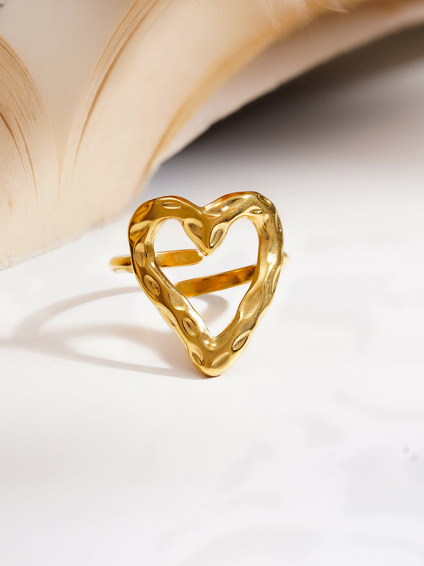 Demi Fine Minimal Heart Outline Ring