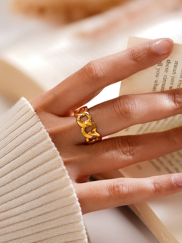 Demi Fine Chunky Link Statement Ring