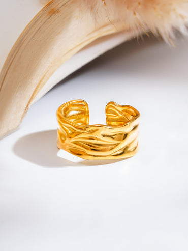 Demi Fine Textured Wave Band Ring