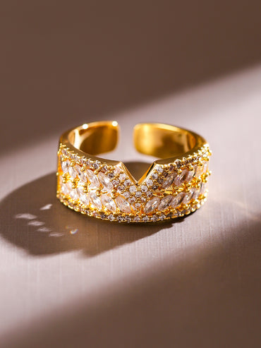 American Diamond Zirconia V-Cut Gold Ring