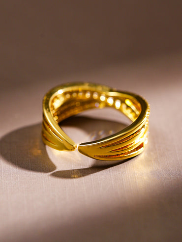 Gold Criss-Cross American Diamond Zirconia Ring