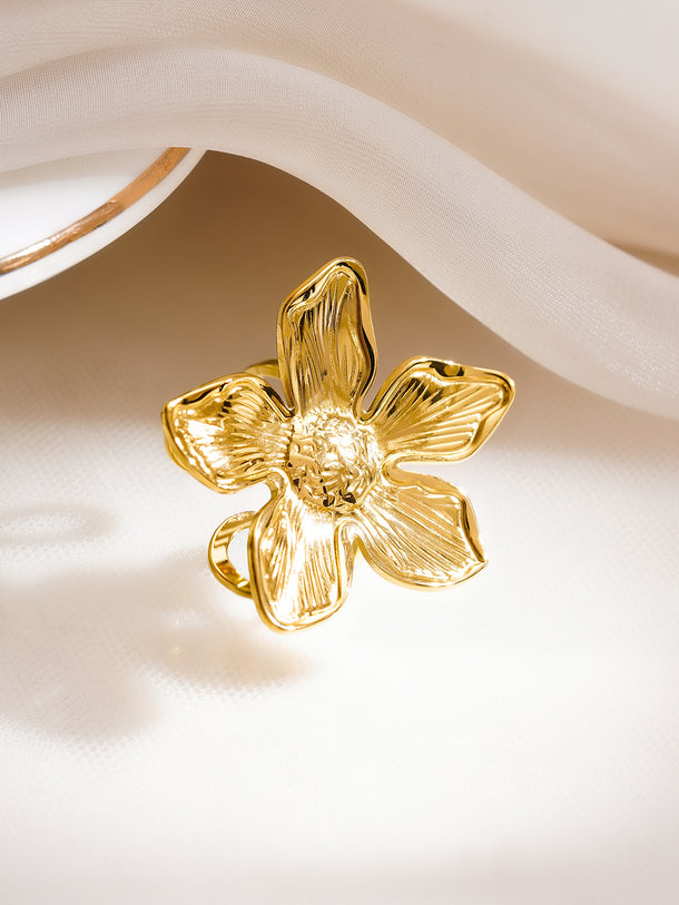 Demifine 18K Gold Plated Stainless Steel Floral Statement Ring