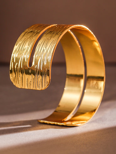 Double Layered Modern Chunky Gold Bracelet