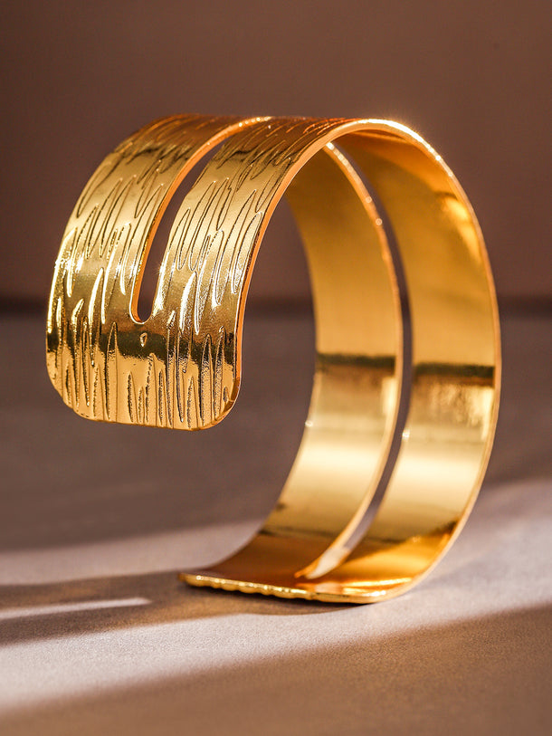 Double Layered Modern Chunky Gold Bracelet