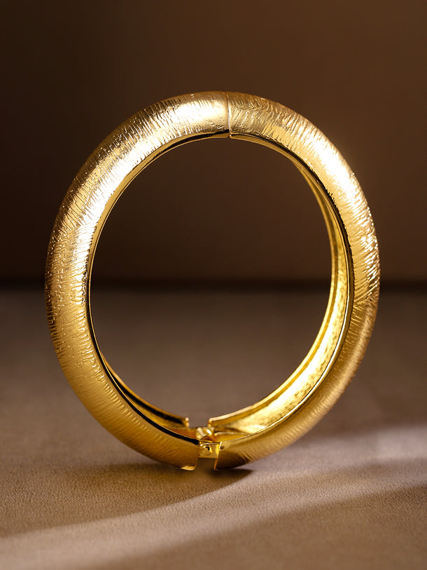 Gold Toned Chunky Bracelet