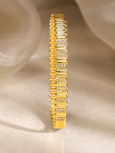 Cobra Ribbed Sparkling American Diamond Zirconia Bracelet