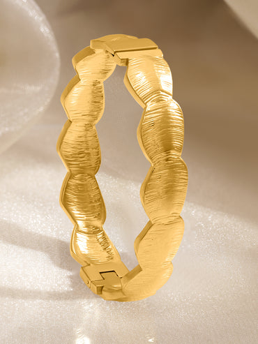 Rubans Voguish  18K Gold Plated Stainless Steel Tarnish Free Waterproof Wavy Textured Bracelet