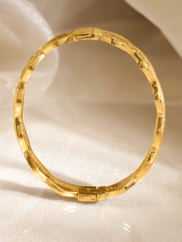 Rubans Voguish  18K Gold Plated Stainless Steel Tarnish Free Waterproof Wavy Textured Bracelet