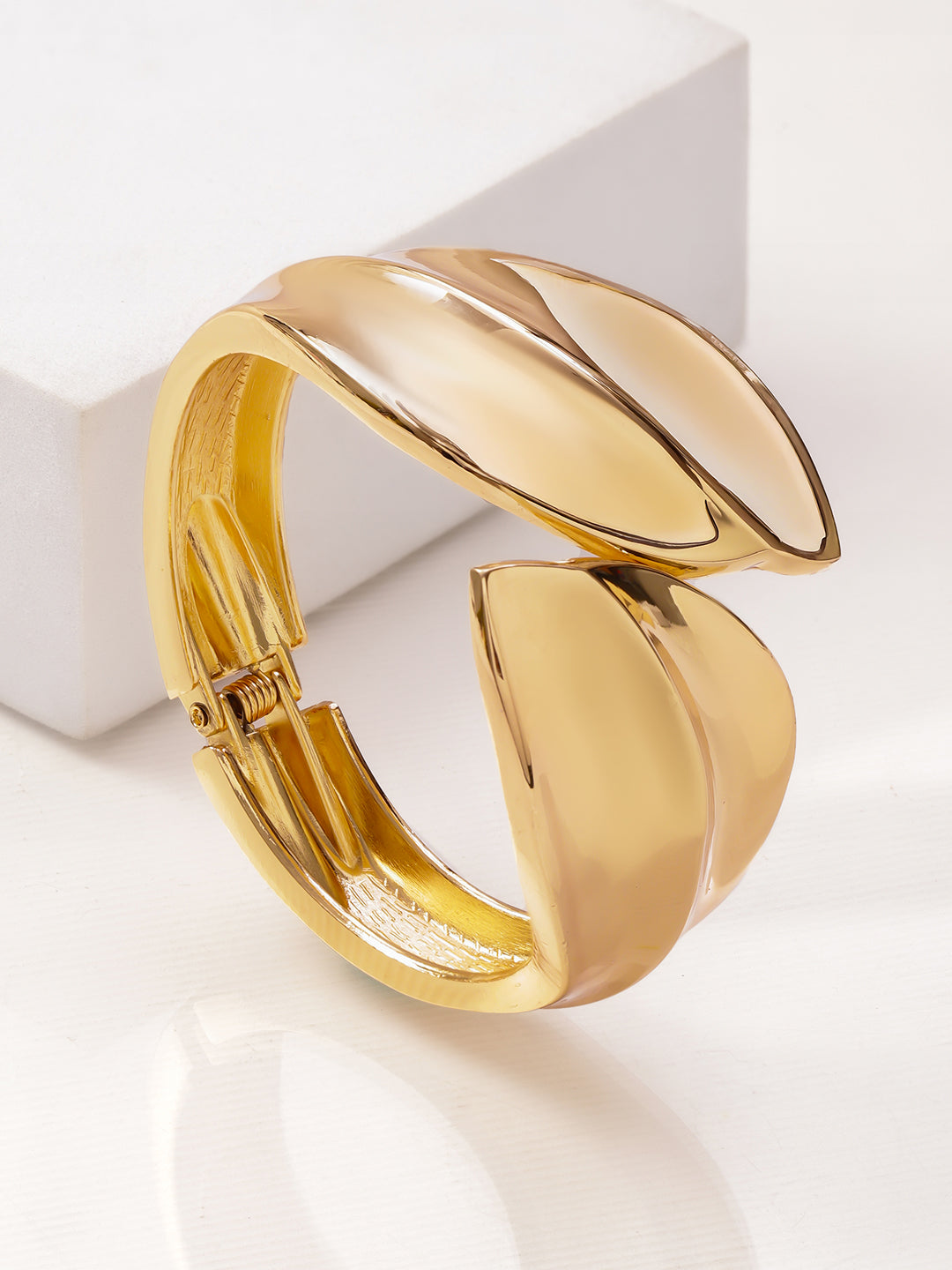 Women 22K Gold-Plated Brass Bold Leaf Design Openable Statement Bracelet