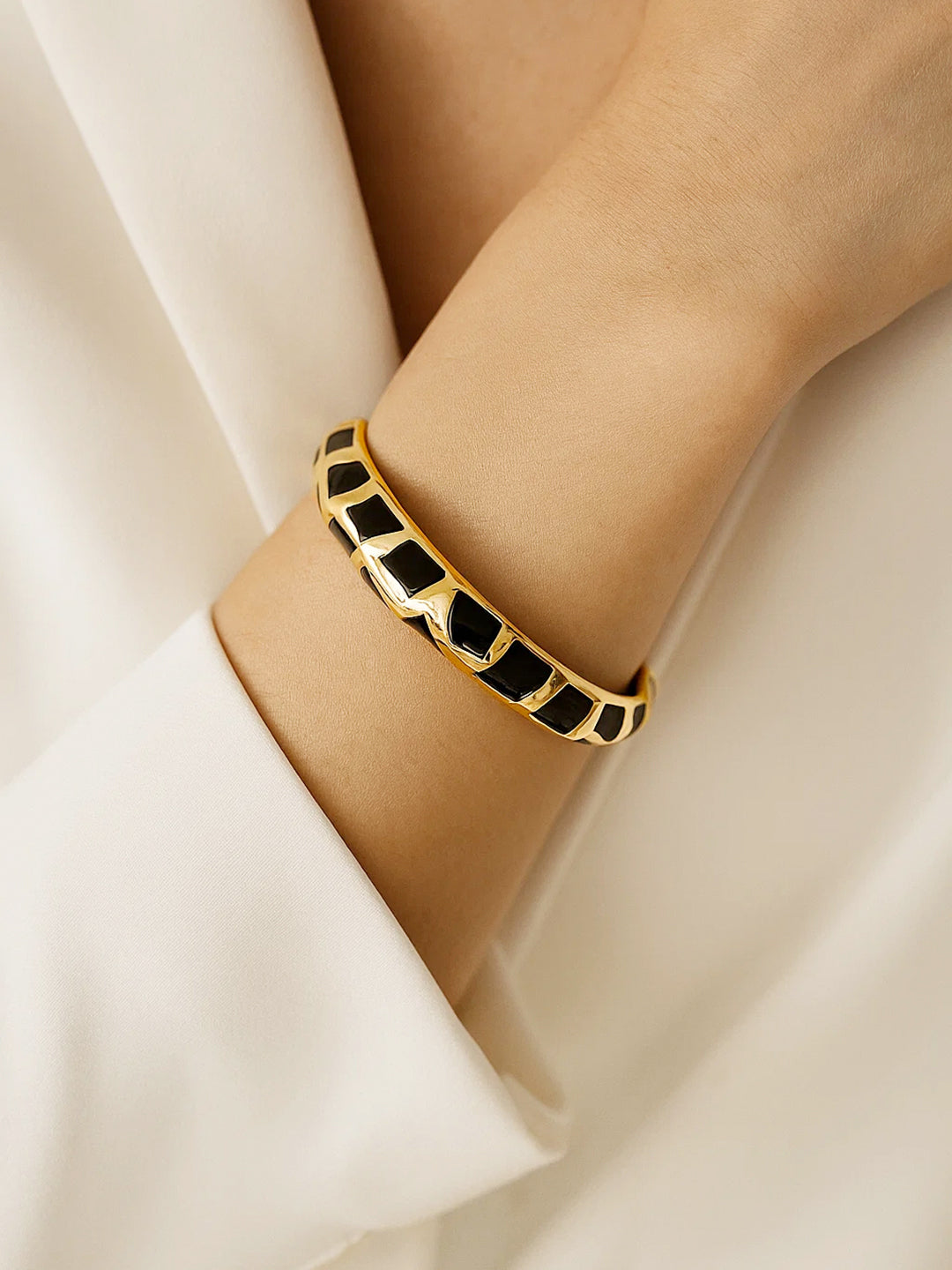 Women 22K Gold-Plated Brass Glossy Black Enamel Pattern Bold Statement Bangle Bracelet