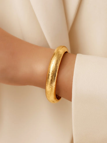 Gold Toned Solid Bracelet