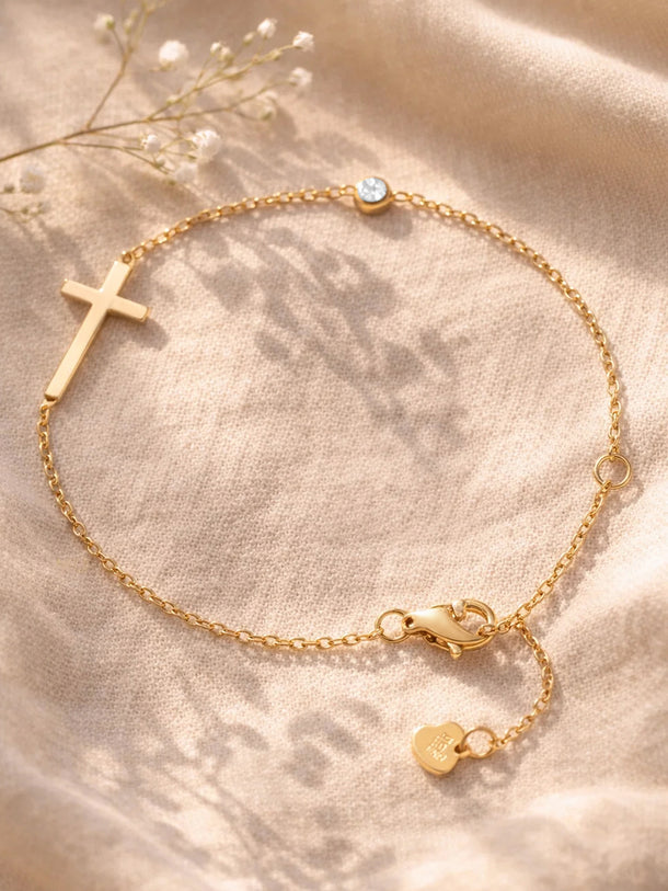 Demi Fine Gold Plated Cross Bar Chain Bracelet | Anti Tarnish