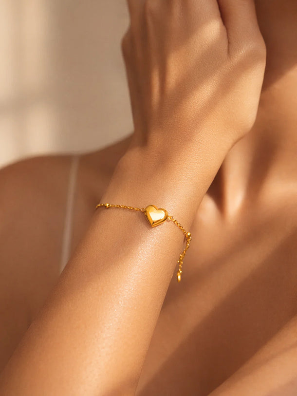 Demi Fine 18K Gold Plated Minimal Heart Chain Bracelet | Anti Tarnish