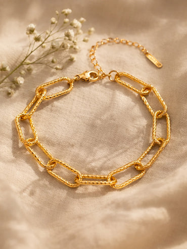 Demi Fine 18K Gold Plated Knot Link Chain Bracelet | Anti Tarnish