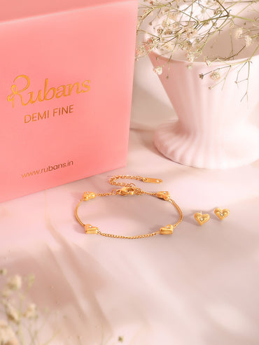 Demifine 18k Gold Plated Stainless Steel Heart Charm Bracelet & Stud Earrings