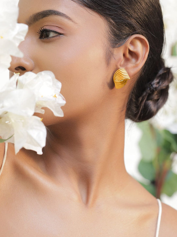 Chic Shine Knotted Studs Earrings