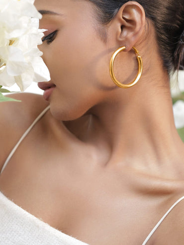 Clean Golden Big Hoops Earrings