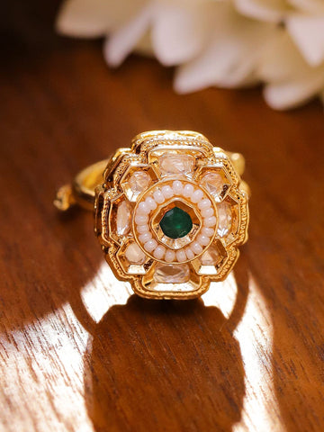Contemporary Emerald Charm Ring Rings