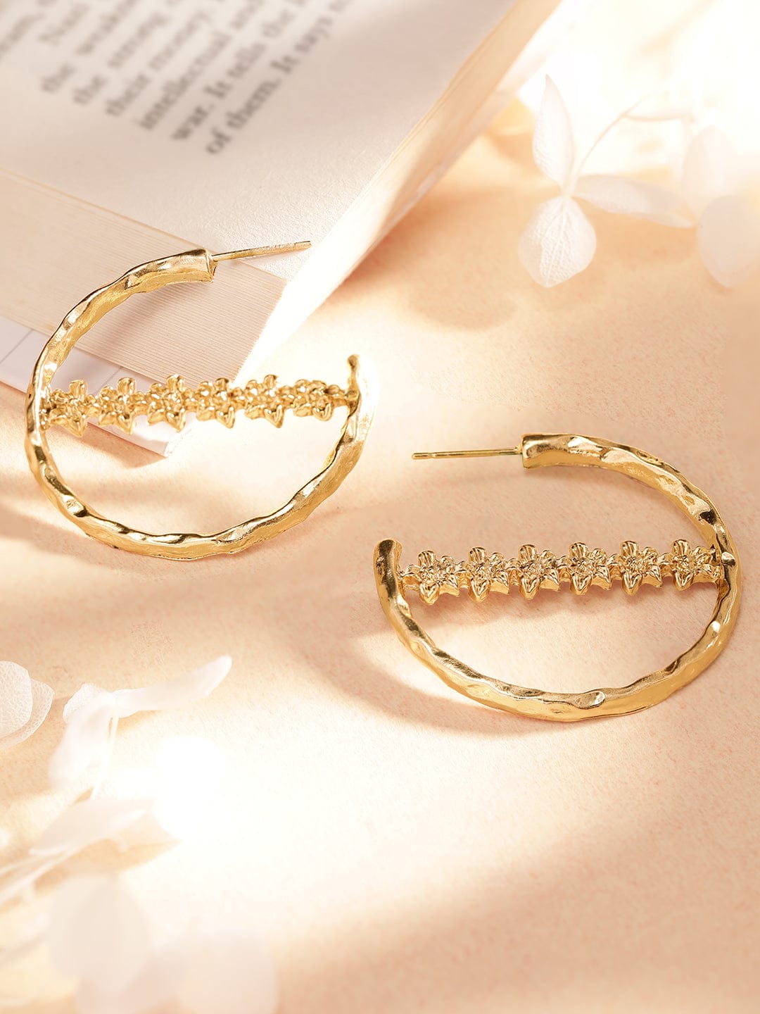 Copy of Rubans Gold-Plated Classic Half Hoop Earrings Earrings