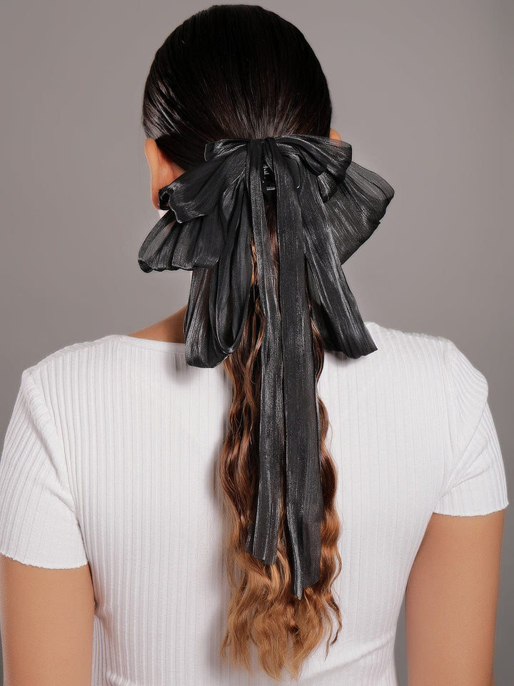 Elegant Black Bow Hair Accessory with Flowing Ribbon Tails Hair Accessory