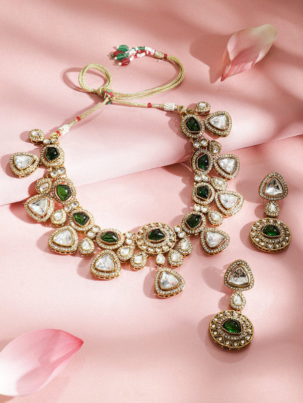 Emerald Radiance Necklace Set Jewellery Set