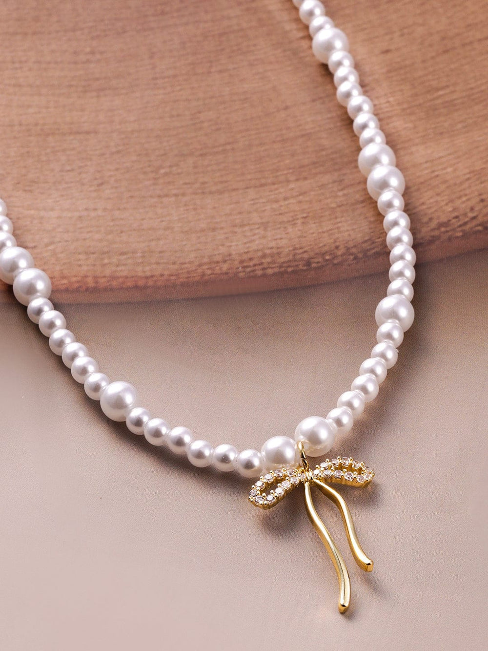 Gold-Plated Pearl Necklace with Bow Pendant Necklace