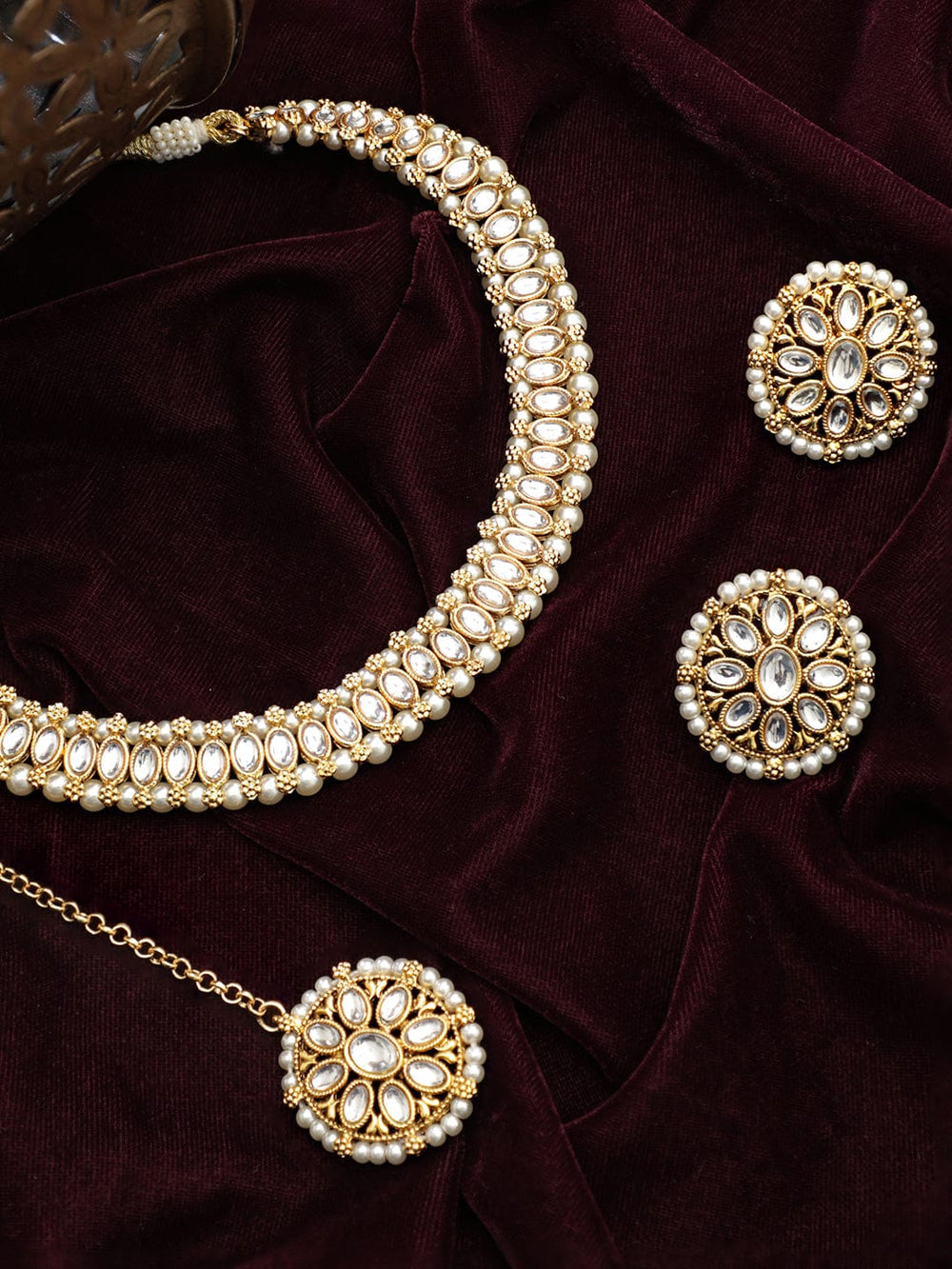 Gold toned Kundan Studded Pearl beaded choker Set Earrings