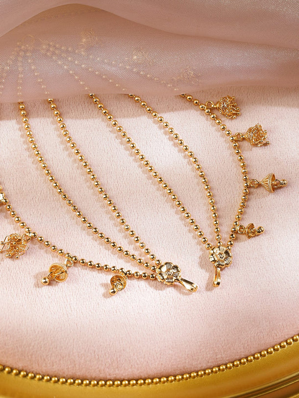 Gracefully Crafted Kaan Chain Earrings